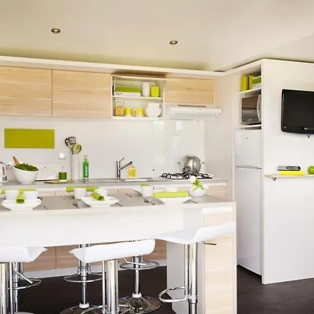 Camping Village Sublu Les Viviers **** - Maeva